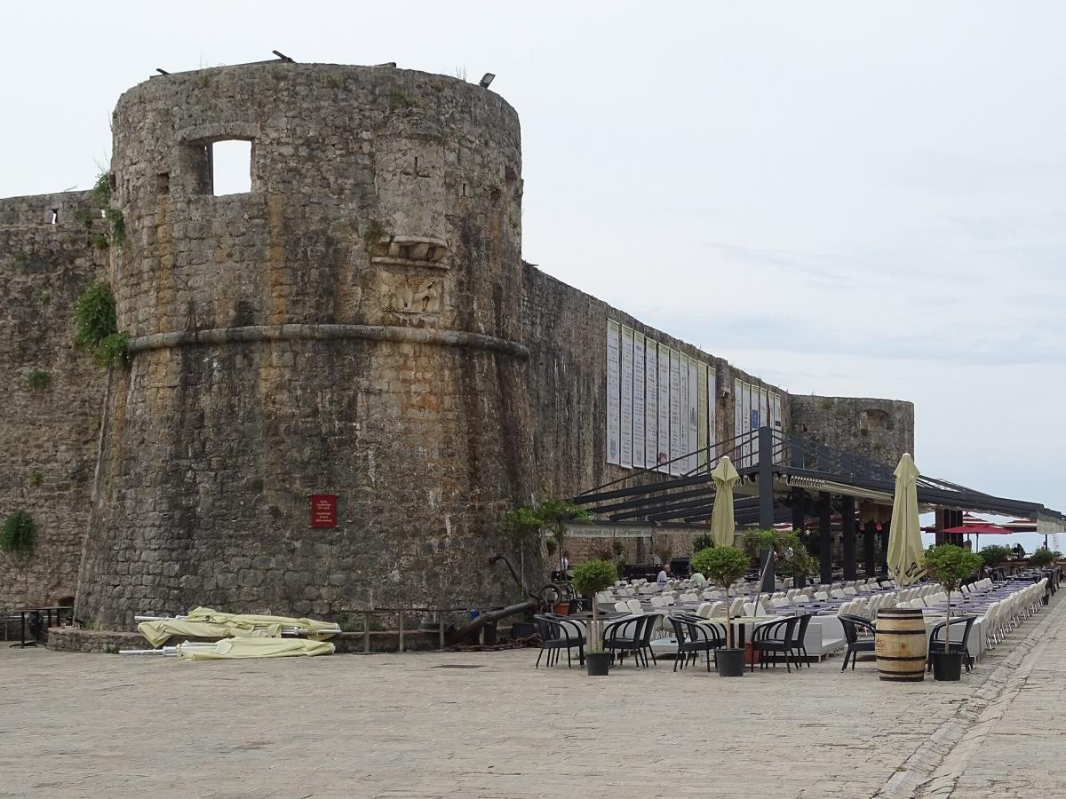 Stadtmauern von Budva — 2